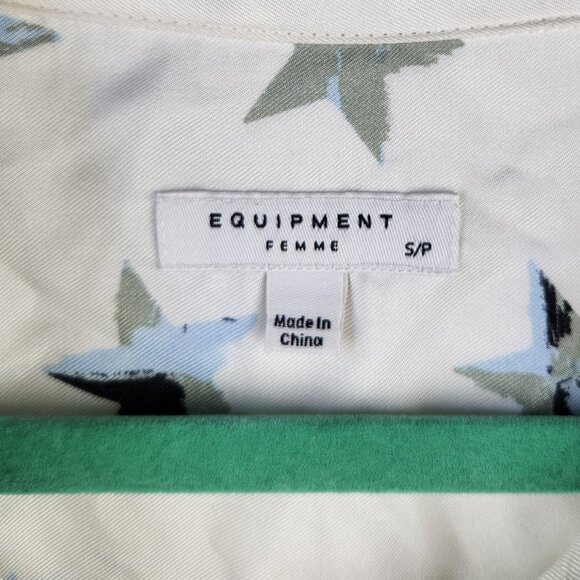 Equipment Femme 100% Silk Star Print Button Up Blouse sz S FLAWED - Picture 7 of 12